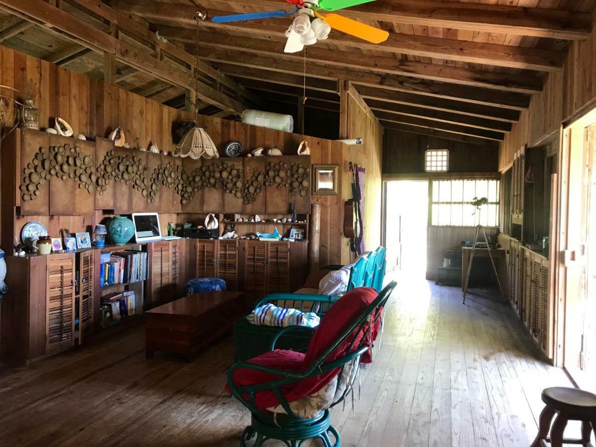 Guanaja Backpackers Hostel Екстериор снимка